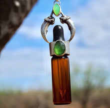 Dropper Bottle, Coyote Claws, Serpentine, Chrysoprase